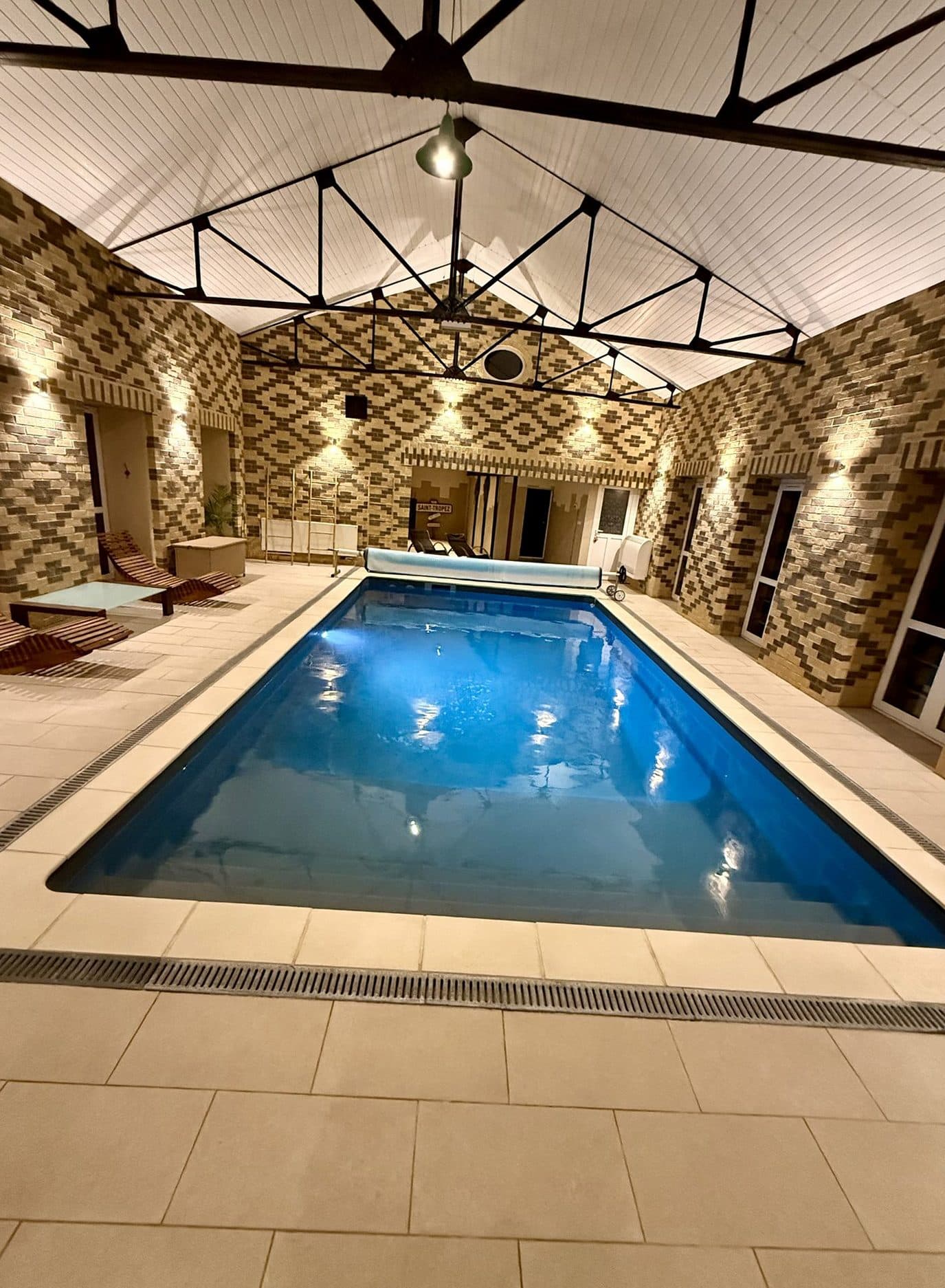 La piscine intérieure de La Laiterie